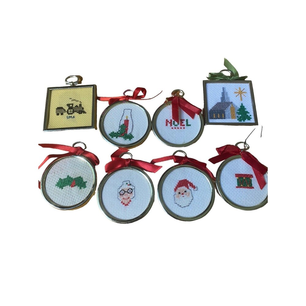 VTG.  Grannycore Round/Square Embroidered Christmas Ornaments Hand Made Lot of 8